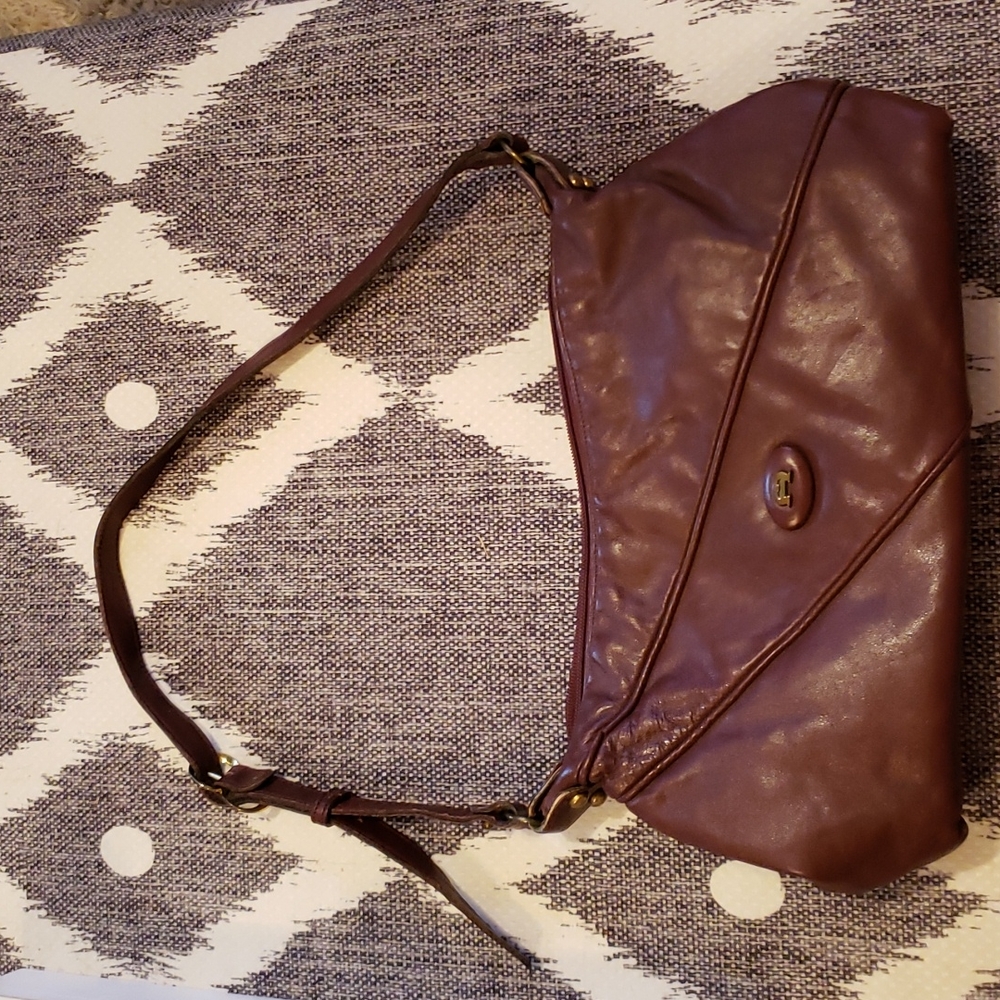 Etienne Aigner purse